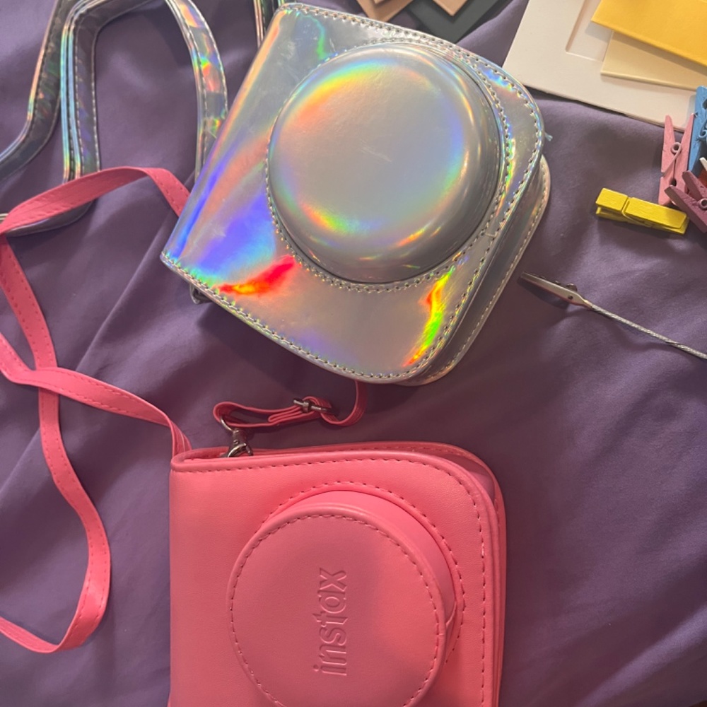 Insta mini camera/ accessories - Picture 4 of 5